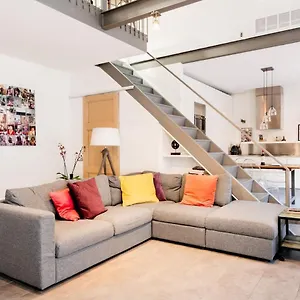 https://design-loft-bocconi.italymilanhotels.net